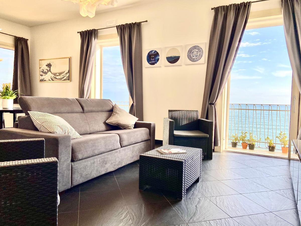 Bright With Sea View Balcony