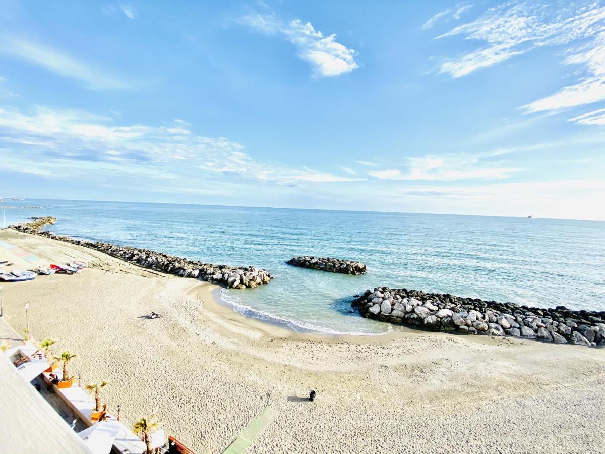 Bright With Sea View Balcony * Salerno